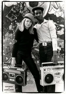 Tom Tom Club - Daddy Come Home - Tekst piosenki, lyrics - teksciki.pl