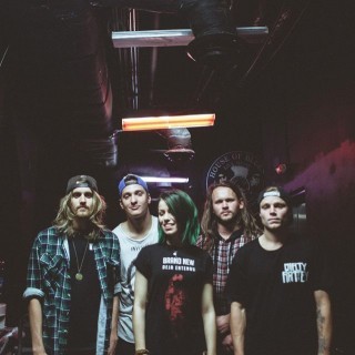 Tonight Alive - The Other Side - Tekst piosenki, lyrics - teksciki.pl