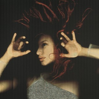 Tori Amos - Hotel - Tekst piosenki, lyrics - teksciki.pl