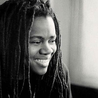 Tracy Chapman - Telling Stories (There Is Fiction in the Space Between) - Tekst piosenki, lyrics - teksciki.pl