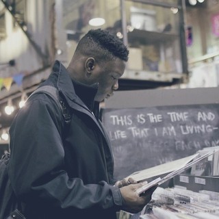 Tunji Ige - Moving - Tekst piosenki, lyrics - teksciki.pl