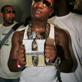 Yung Joc - Cut Throat - Tekst piosenki, lyrics - teksciki.pl
